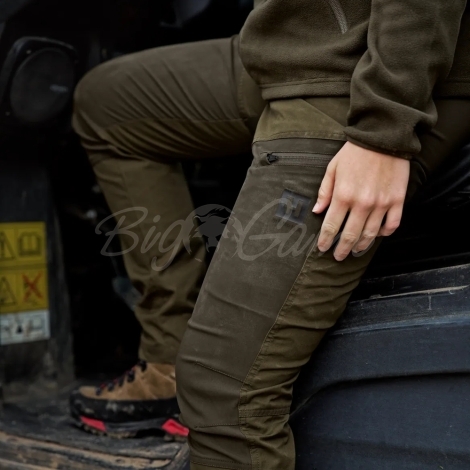 Брюки HARKILA Fjell Trousers Women цвет Dark Olive / Willow Green фото 6