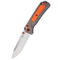 Нож складной BENCHMADE Grizzly Ridge сталь CPM S30V, рукоять Versaflex, цв. бежевый