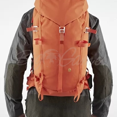 Рюкзак туристический FJALLRAVEN Bergtagen 38 л цвет Hokkaido Orange фото 4