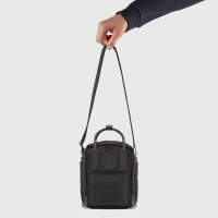 Сумка FJALLRAVEN Kanken No. 2 Black Sling цвет 550 Black превью 10