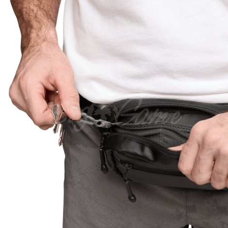 Сумка поясная SITKA Drifter Hip Pack 1L цвет Black фото 10