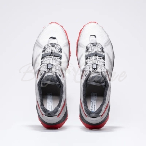 Кроссовки треккинговые AKU Flyrock GTX цвет Light Grey / Red фото 3
