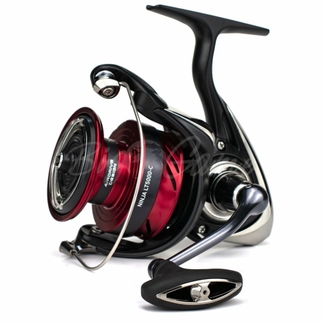 Катушка безынерционная DAIWA 23 Ninja LT 5000-C фото 1