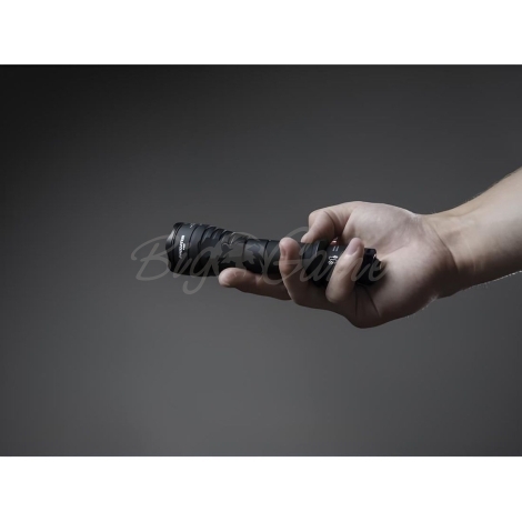 Фонарь тактический ARMYTEK Predator Pro Magnet USB Теплый цвет Матовый черный фото 5