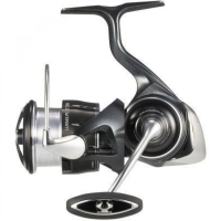 Катушка безынерционная DAIWA  24 Luvias PC LT 2500