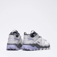 Кроссовки треккинговые AKU WS Flyrock GTX цвет Light Grey / Violet превью 4