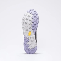 Кроссовки треккинговые AKU WS Flyrock GTX цвет Light Grey / Violet превью 2